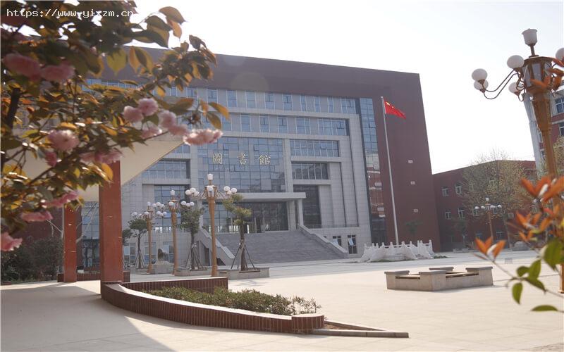 郑州信息工程职业学院3
