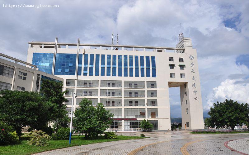 文山学院3